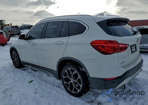 2020 BMW X1 xDrive28I из США, поврежденный, VIN WBXJG9C08L5P97480